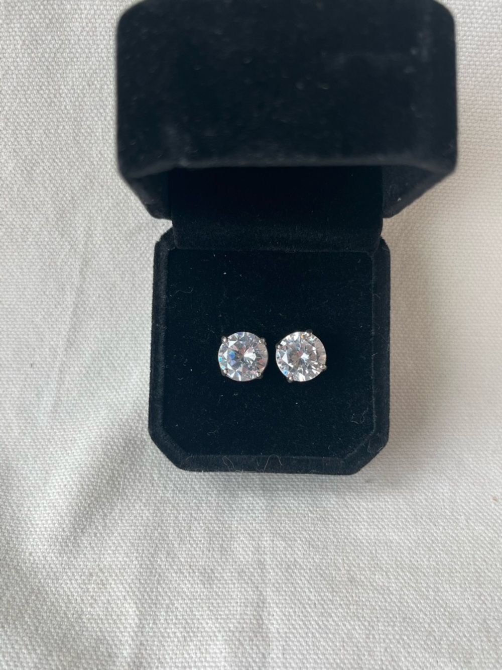 Silpada Crown Jewel Stud Earrings. Retired. - Picture 2 of 5